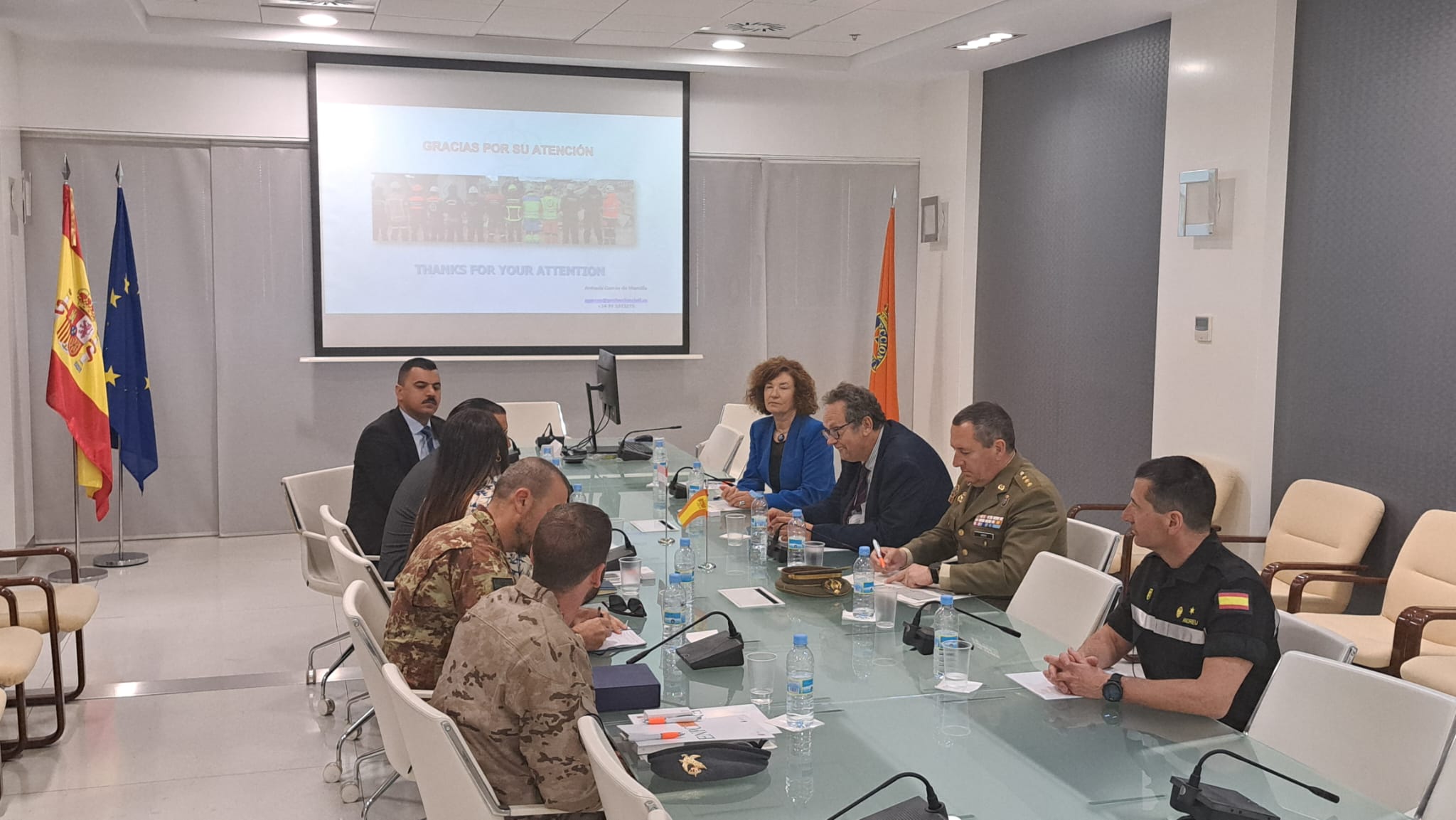 Reunión en la Escuela Nacional de Protección Civil