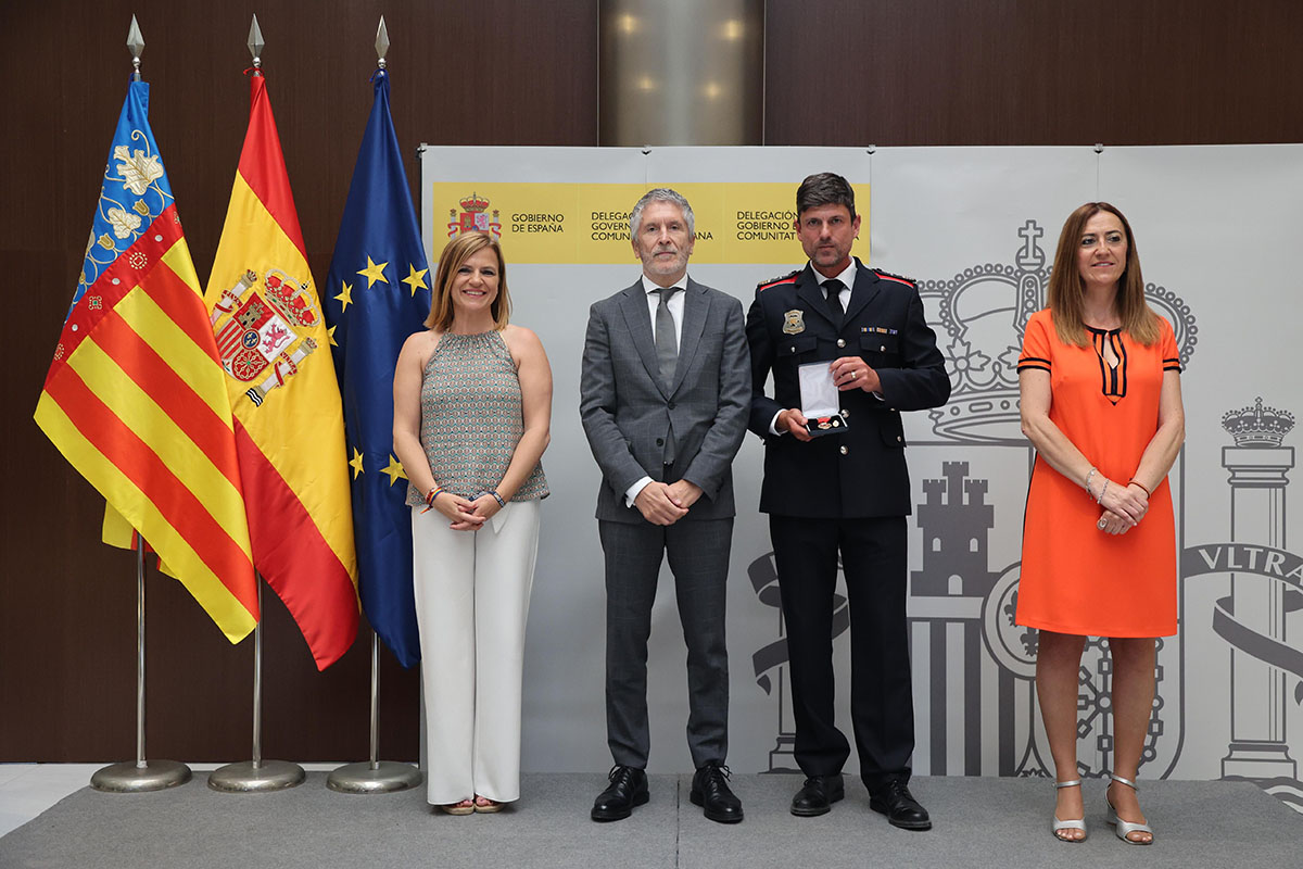 Momento del acto de entrega