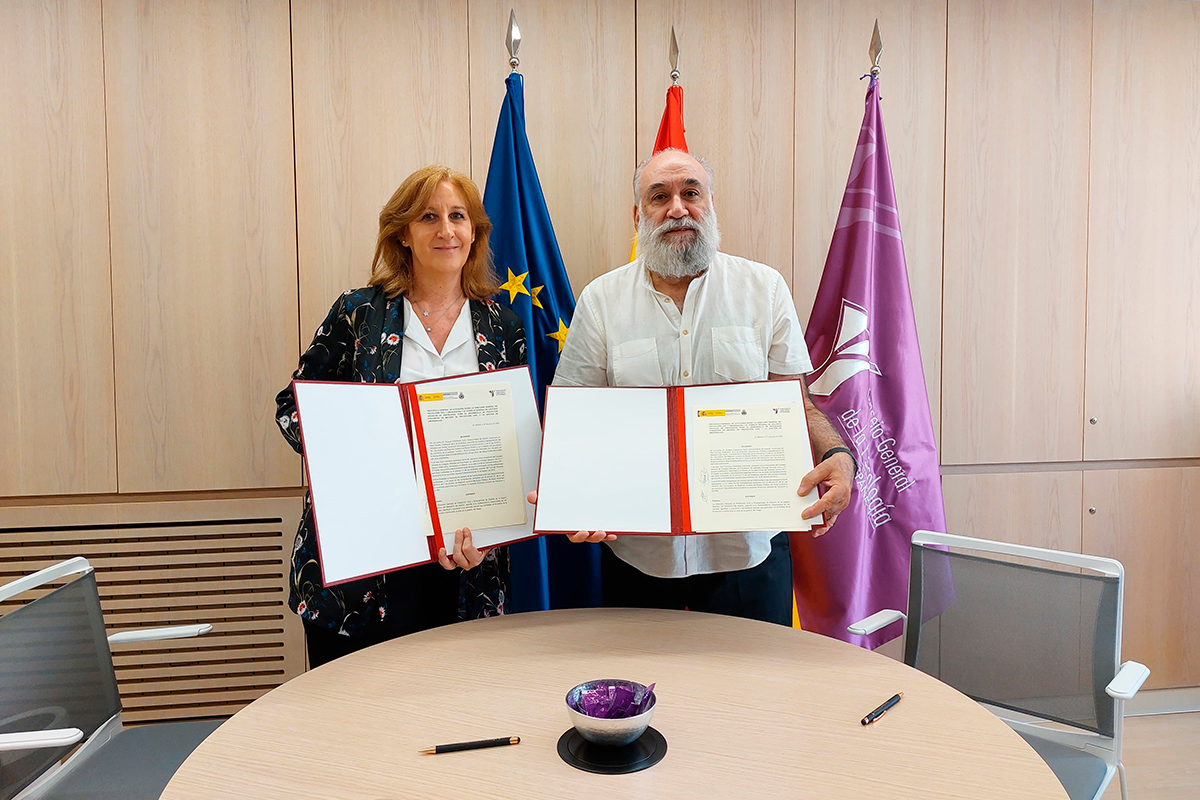 Momento de la firma del protocolo