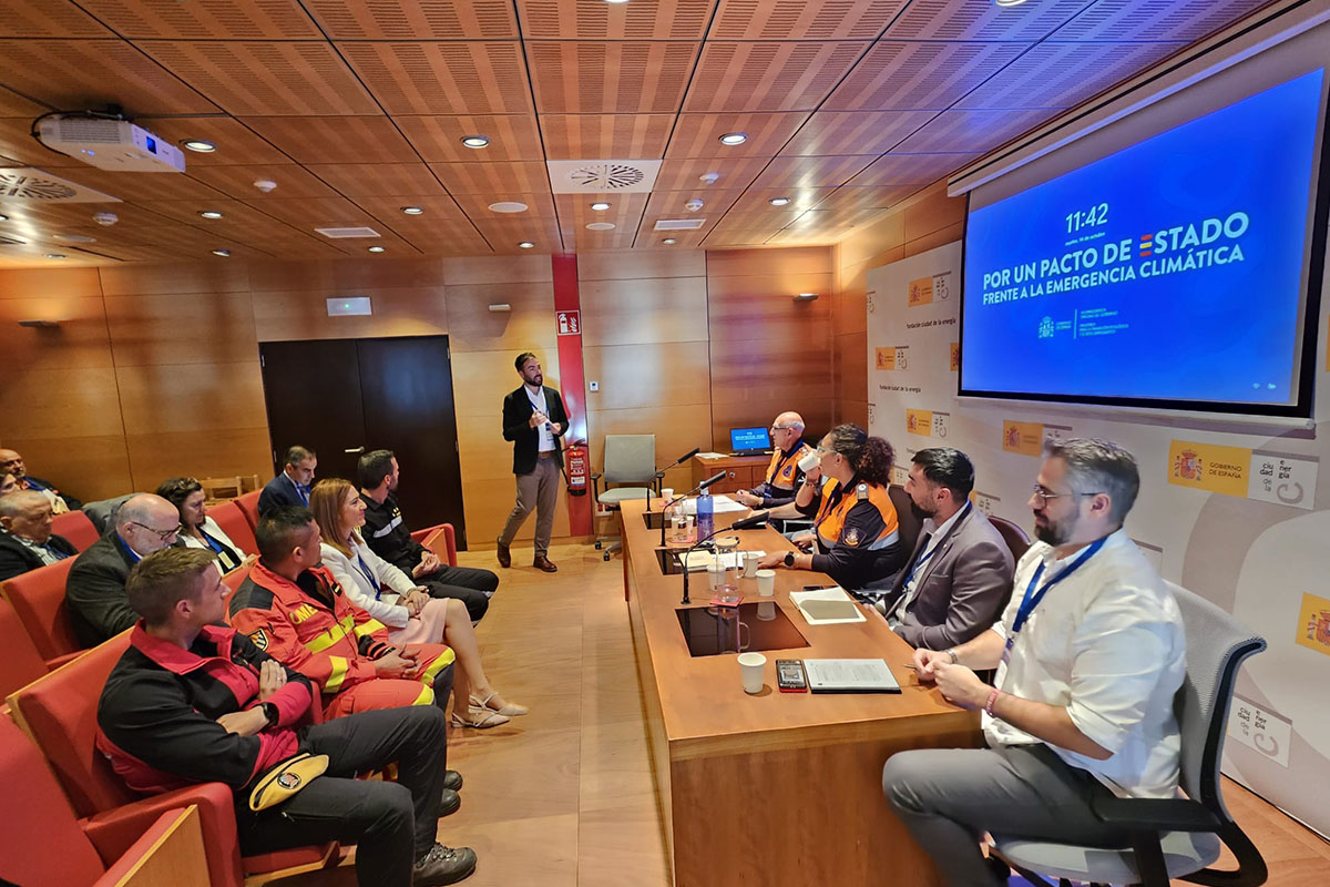 Exposición de temas en el marco de la convención de Ponferrada