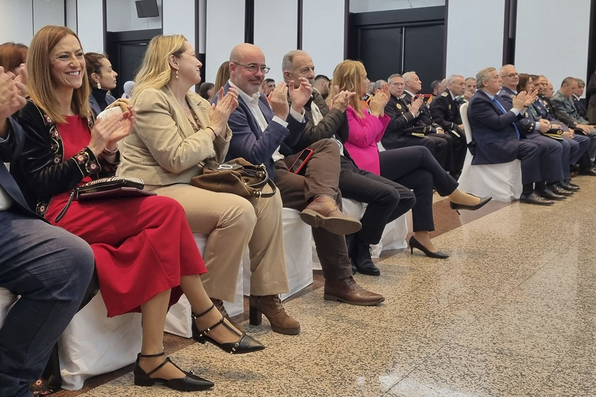 Momento del homenaje por el 43 aniversario