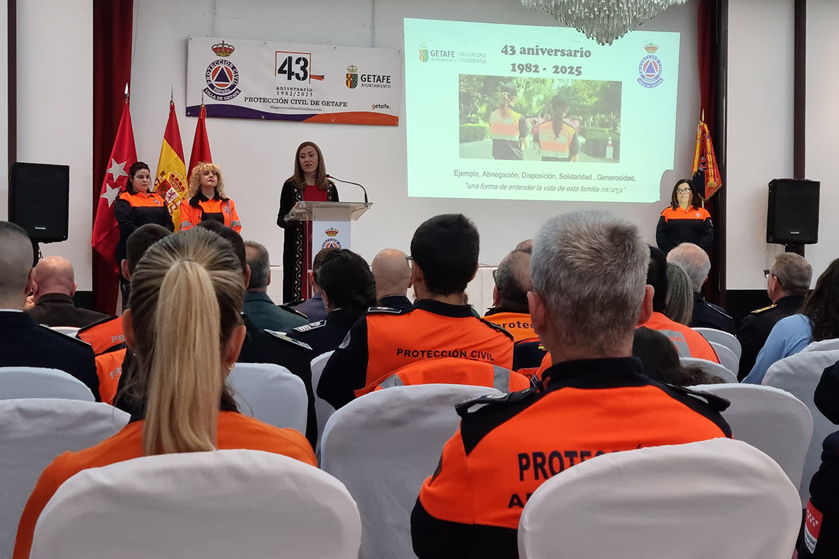 Momento del homenaje por el 43 aniversario