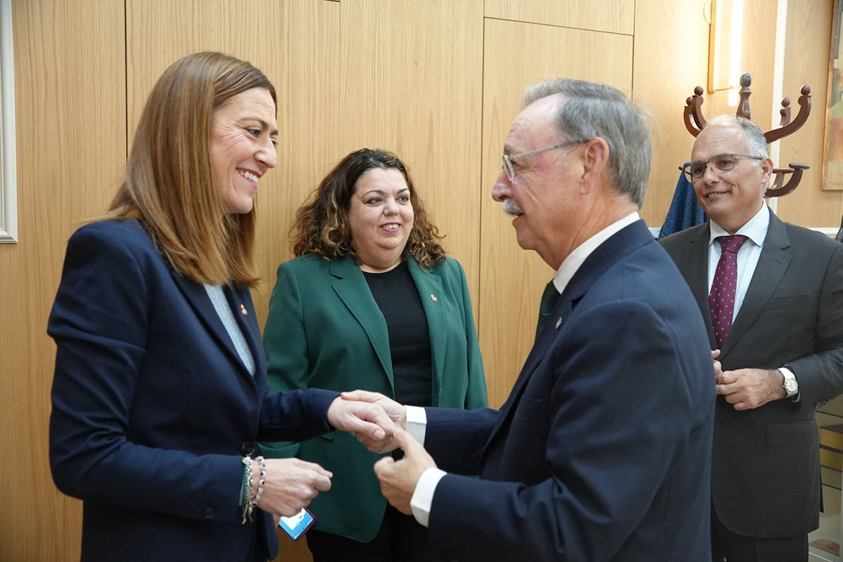 Momento de una de las reuniones de trabajo