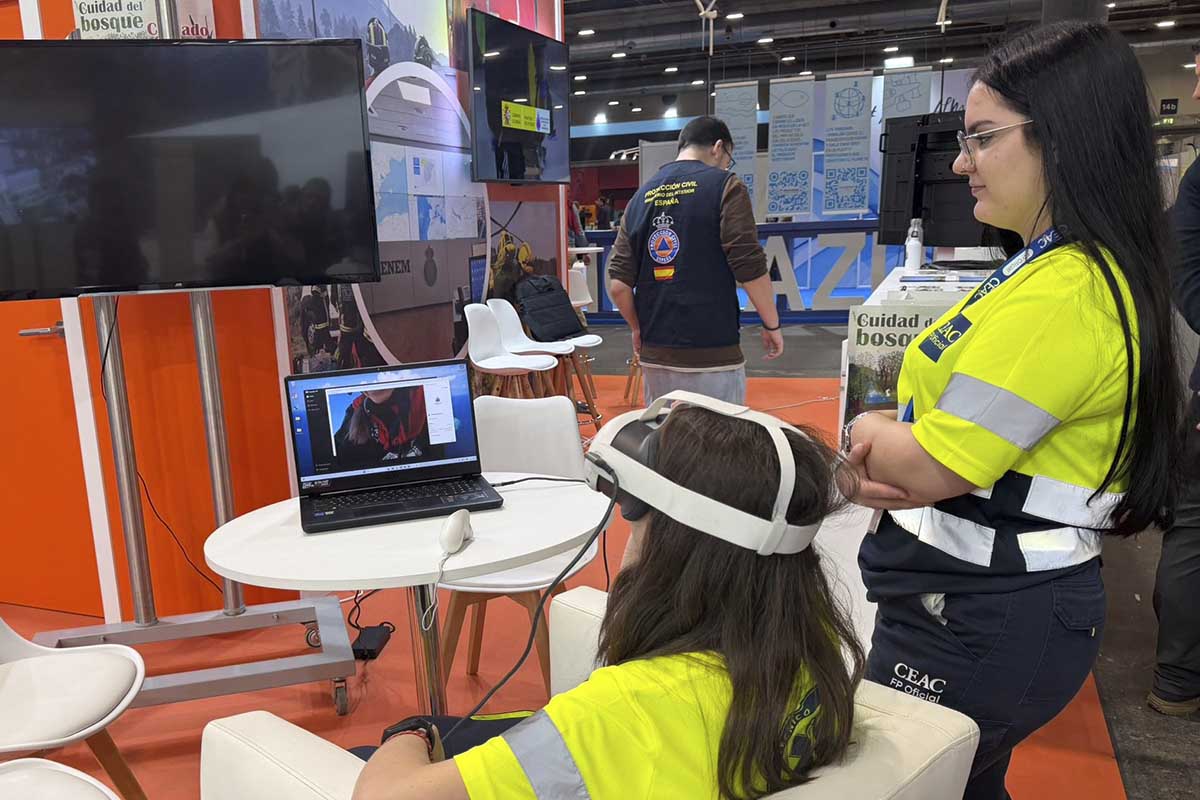 El estand de la Dirección General de Protección Civil y Emergencias.