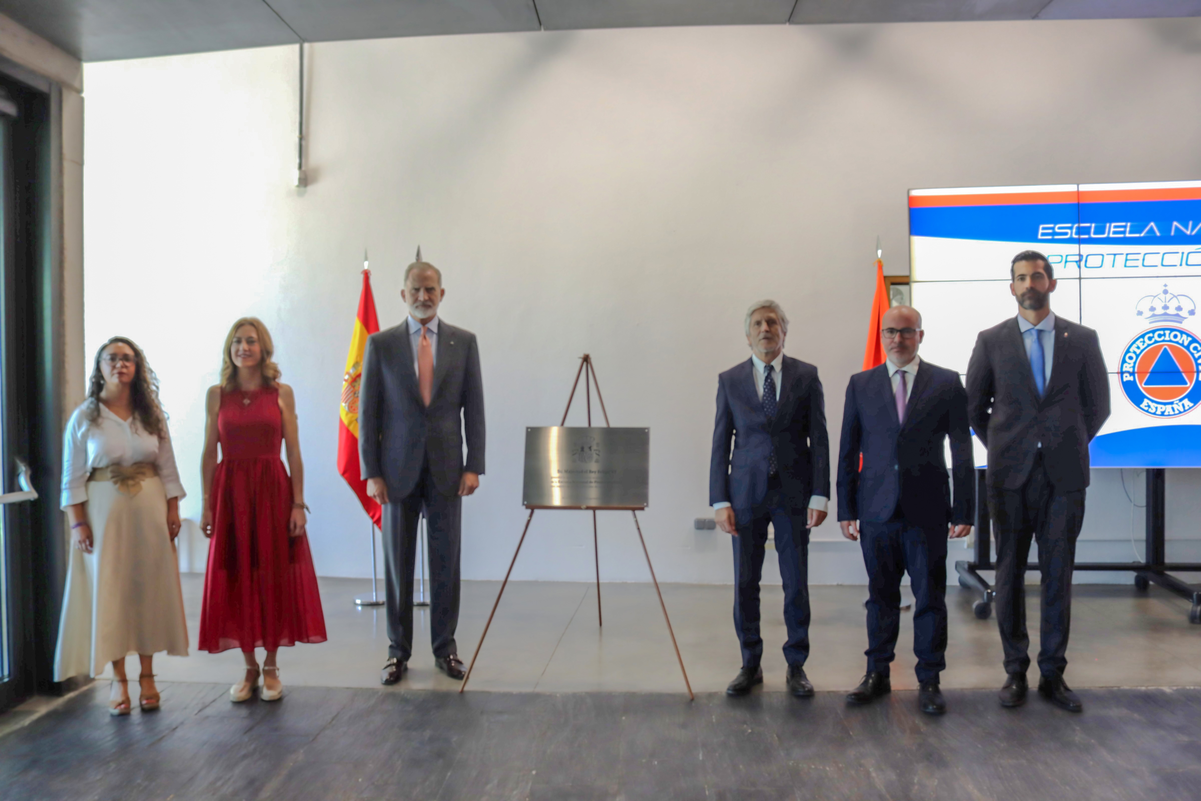 Placa conmemorativa de inauguración de la Escuela Nacional de Protección Civil.