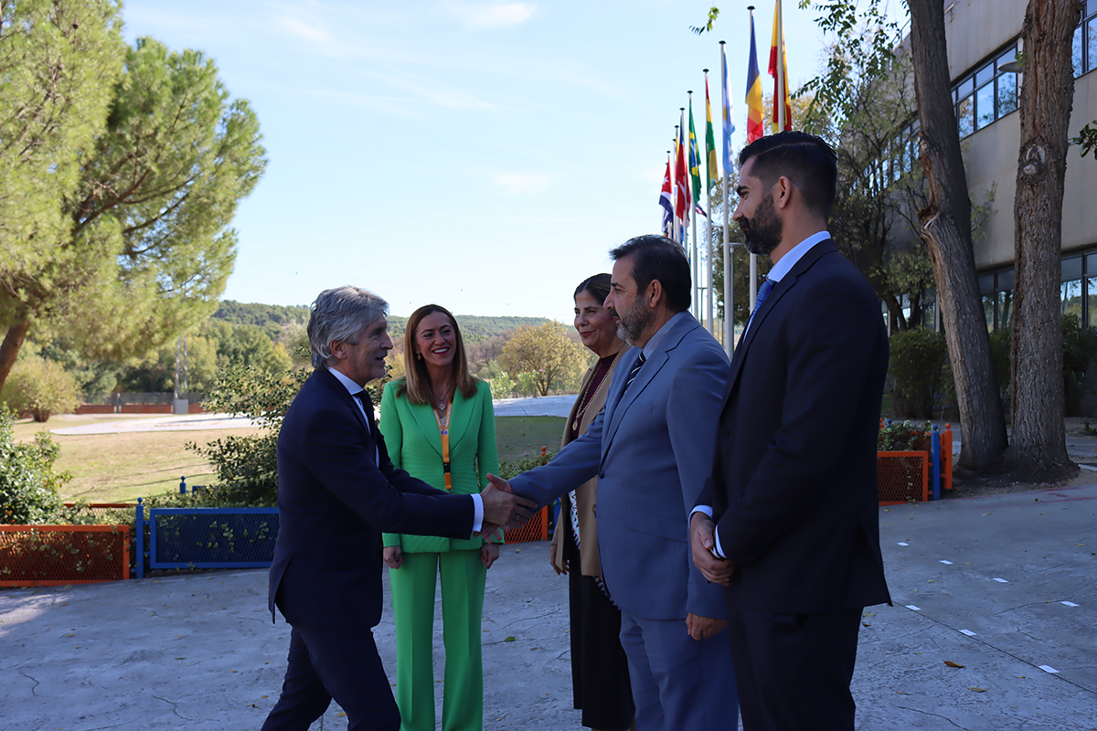 Clausura de la Conferencia con el ministro del Interior.