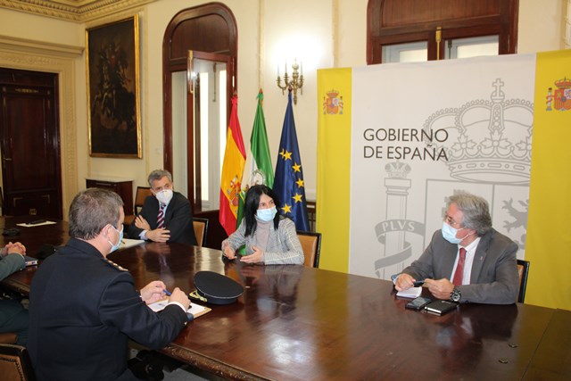 director general en la reunión de la Subdelegación del Gobierno en Granada y con el comité Asesor del Plan de Emergencia 