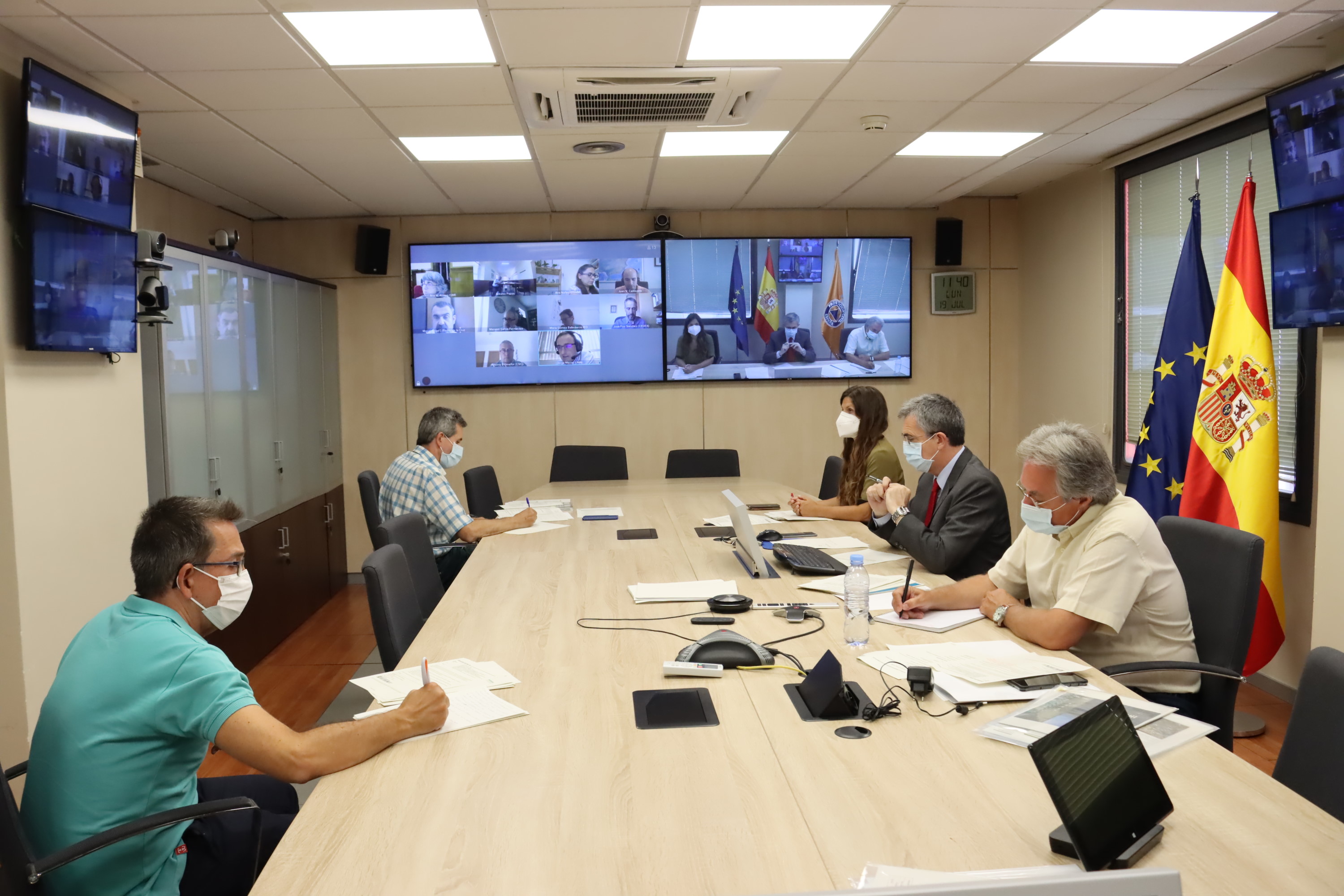 Responsables Protección Civil en la reunión de la Comisión Técnica