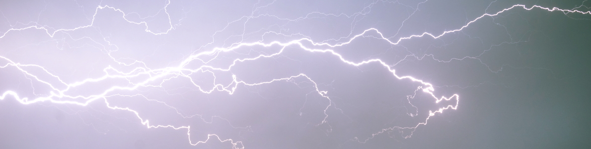 Tormenta con rayos