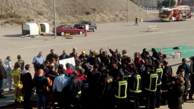 los expertos explican a los 200 asistentes las nuevas técnicas de riesgo radiológico, biológico