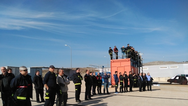 los bomberos asistentes a la jornada técnica de V Workshop ven las nuevas técnicas