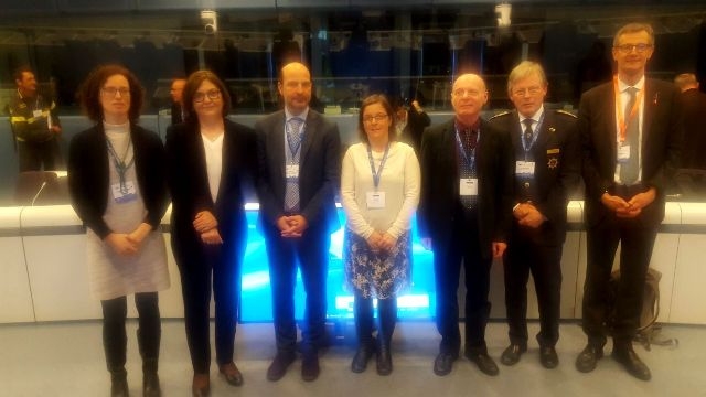algunos representantes de la dirección general de Protección Civil y Emergencias de España