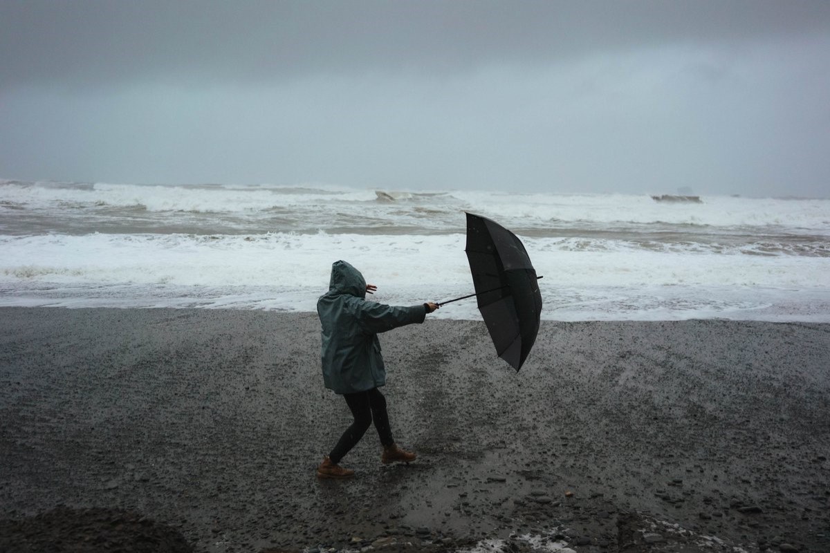 Lluvia, viento y oleaje