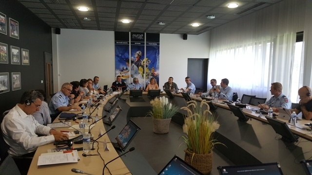 expertos de la Dirección General de Protección Civil y Emergencias y de otras Instituciones participan en un Seminario franco-español sobre riesgos tecnológicos