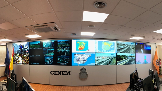 el Centro Nacional de Emergencias renueva sus equipos audiovisuales y sistemas operativos