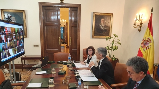 el ministro del Interior preside el Comité Estatal de Coordinación de Protección Civil para establecer las medidas de contención del COVID-19