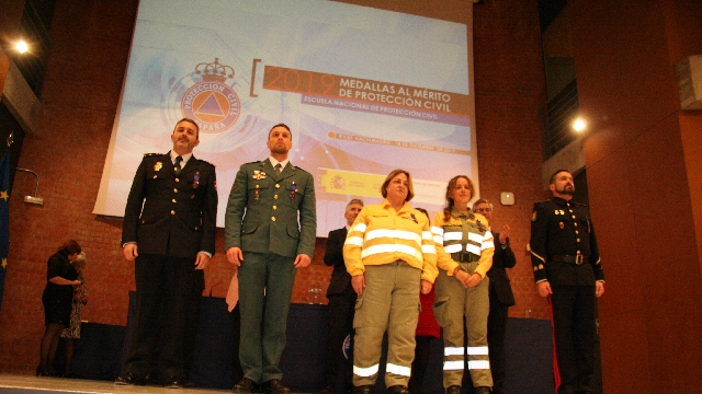 condecorados los voluntarios y ciudadanos anónimos que han colaborado con la Protección Civil española