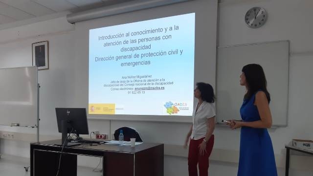 de formación de equipos y gestores de emergencias en la atención integral a las personas con discapacidad