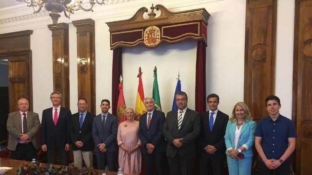 de los asistentes en la XIV Comisión Mixta Hispano-Portuguesa