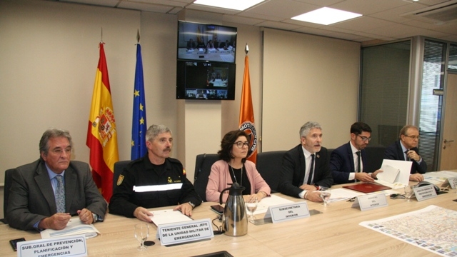 también se encuentra en la reunión, la subsecretaria del Departamento, Isabel Goicoechea