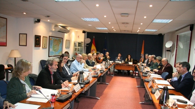 los asistentes analiza la actuación de los organismos de la Administración General que intervendrán en el Ejercicio ECC Aragón 2019 de la Unidad Militar de Emergencias