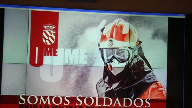 del cartel Unidad Militar de Emergencias
