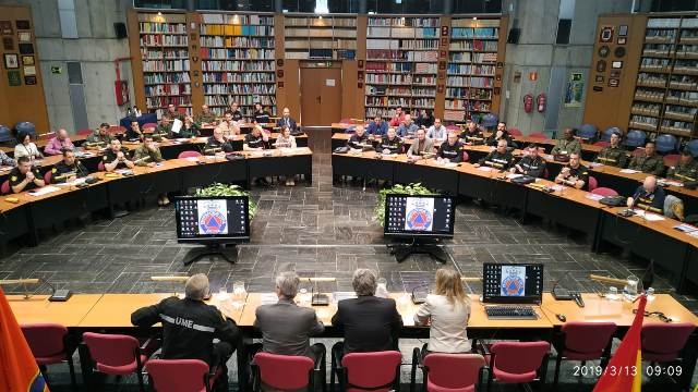 la jornada en la sala de la Escuela Nacional de Protección Civil