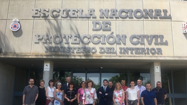 el director general de Protección Civil y Emergencias del Ministerio del Interior, Alberto Herrera Rodríguez, ha visitado la Escuela Nacional de Protección Civil
