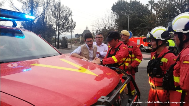 el director general en la zona del incendio