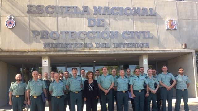 fotos de los asistentes en la Escuela Nacional de Protección Civil y Emergencias