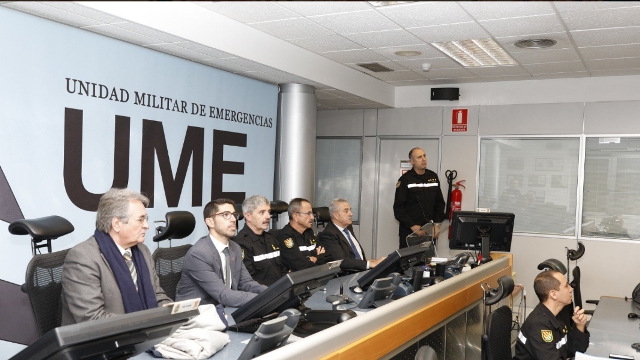 el Director General de Protección Civil y Emergencias visita la Unidad Militar de Emergencias