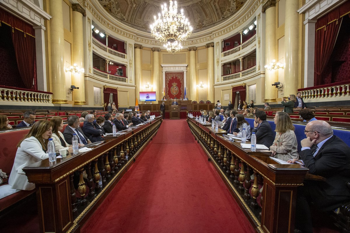 Reunión en el Senado