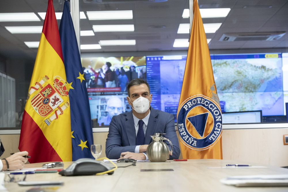 Pedro Sánchez en la sede de Protección Civil