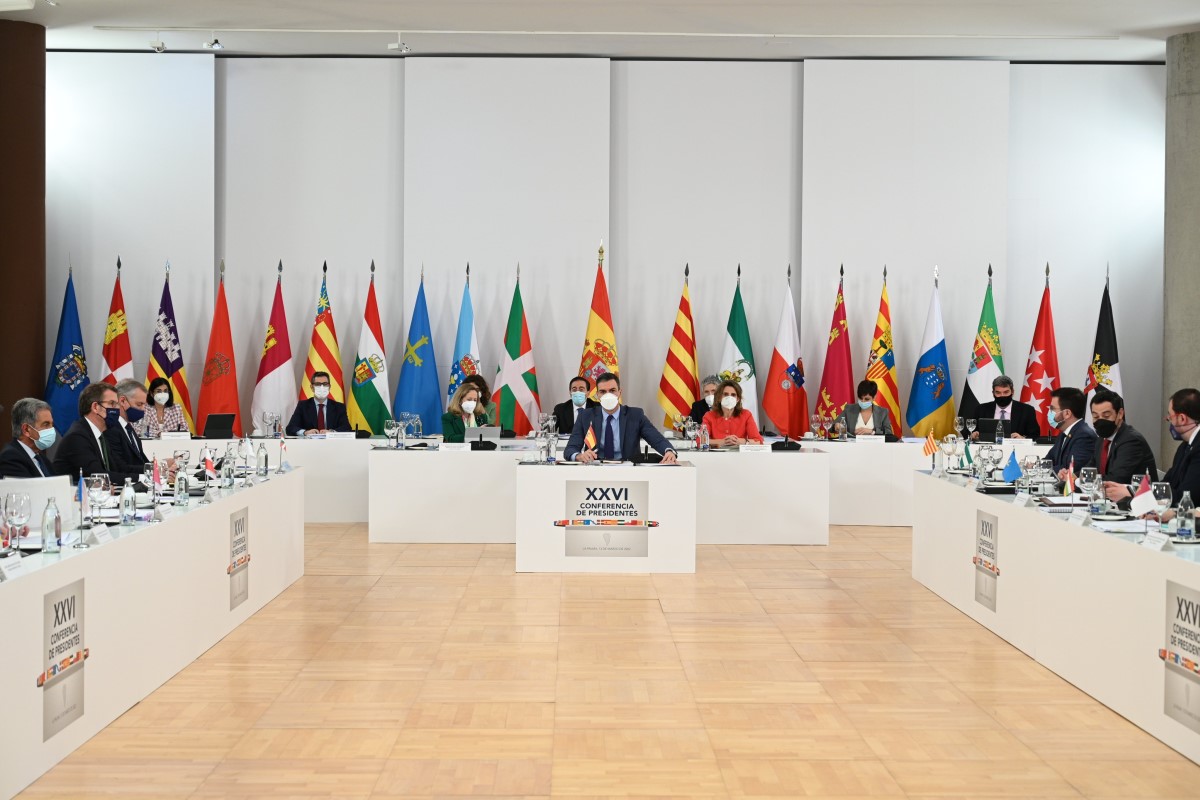 Imagen de la presidencia de la reunión de la Conferencia de Presidentes